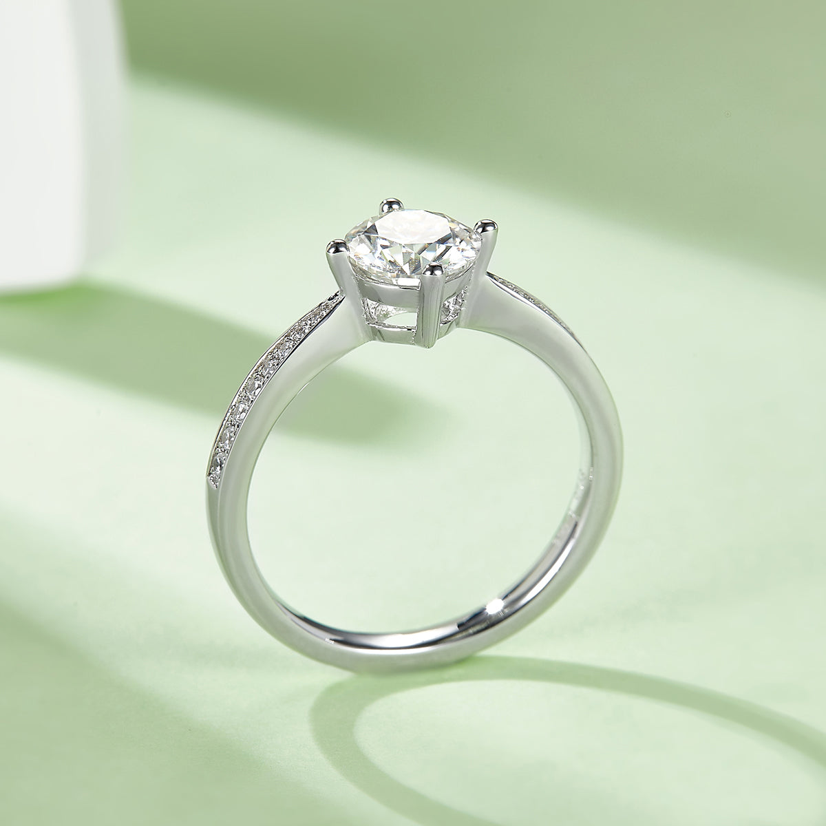 Classic Four-Prong Moissanite Ring, S925 Silver Platinum-Plated, 1CT D Color