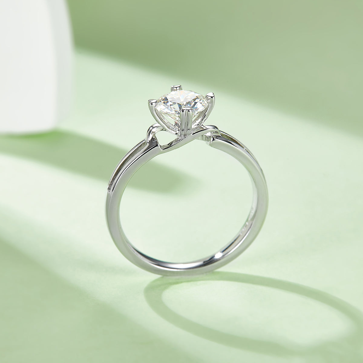 Minimalist Twist Moissanite Ring, S925 Silver Platinum Plated, 1CT D Color