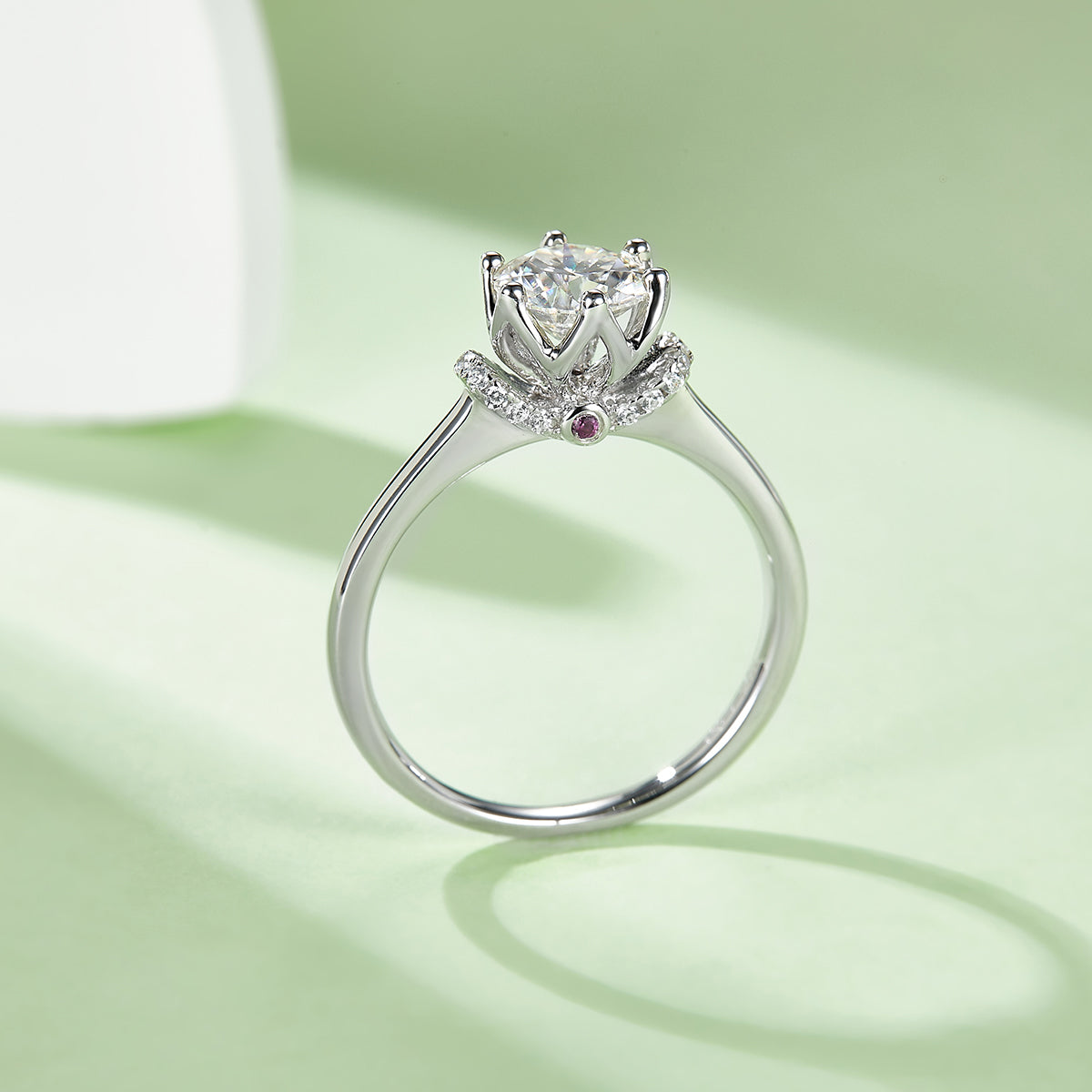 Crowned V-Prong Moissanite Ring, S925 Silver White Gold Plated, 1CT D Color