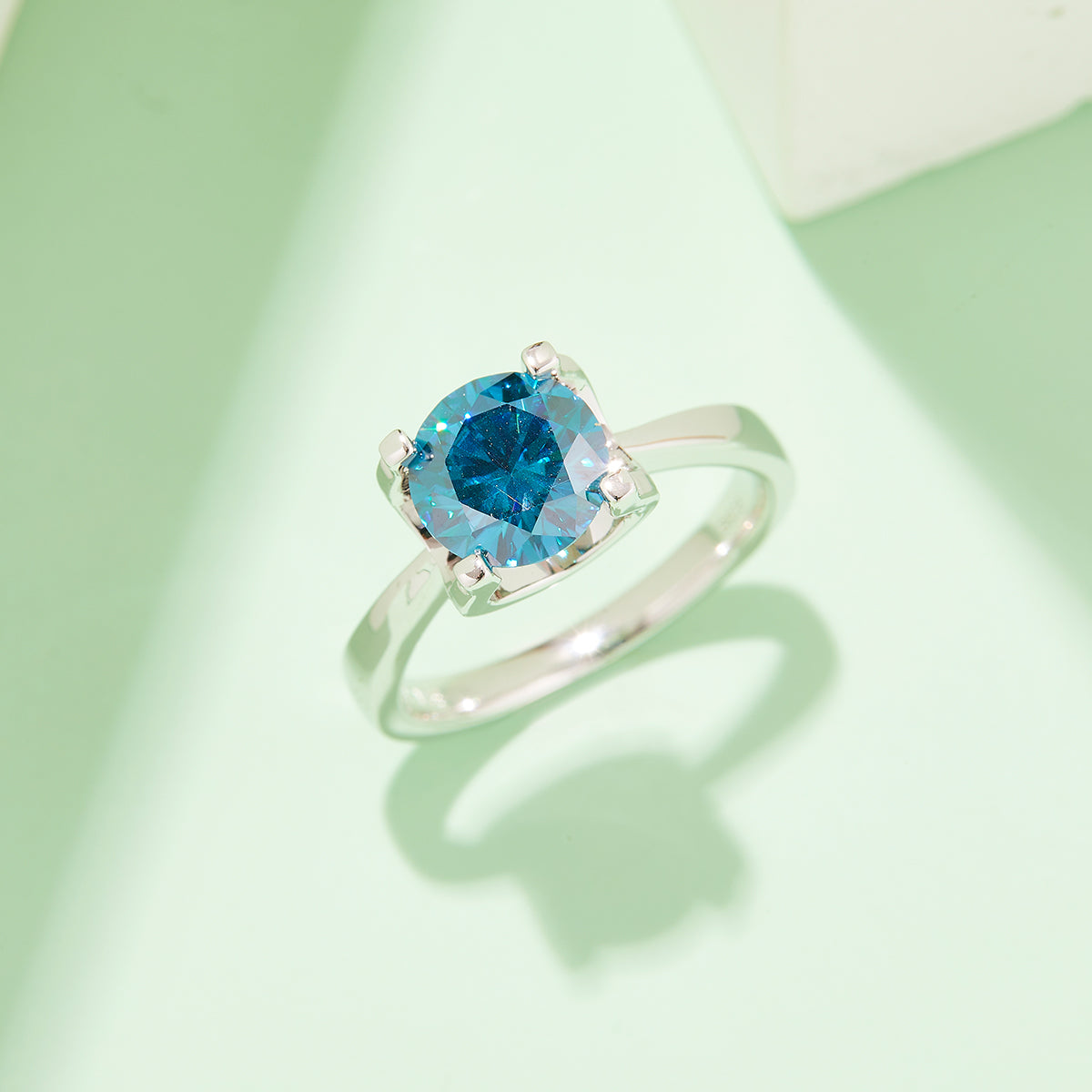 Classic Bull Head Moissanite Ring, S925 Silver with Platinum Plating, 1.5CT D Color