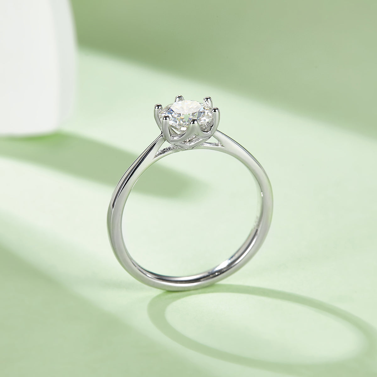 Classic Six-Prong Moissanite Ring, S925 Silver with Platinum Plating, 1CT D Color