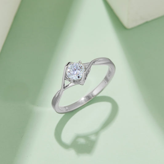 Angel’s Kiss Twist Moissanite Band Ring, S925 Silver Platinum-Plated, 0.50CT D Color