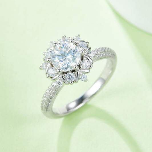 Luanhua Moissanite Ring for Women, S925 Silver with Platinum Plating, 1CT D Color