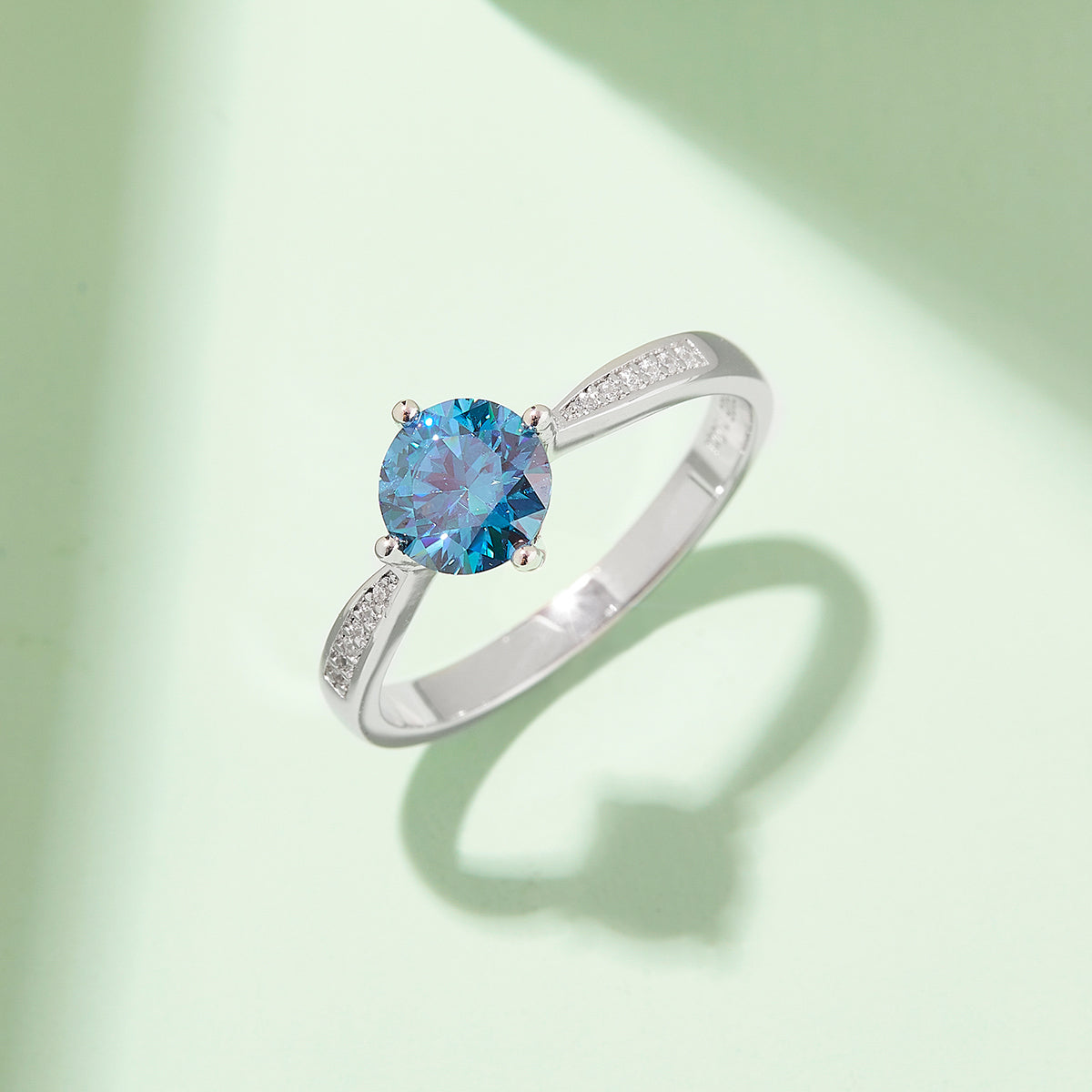 Classic Four-Prong Moissanite Ring, S925 Silver Platinum-Plated, 1CT D Color