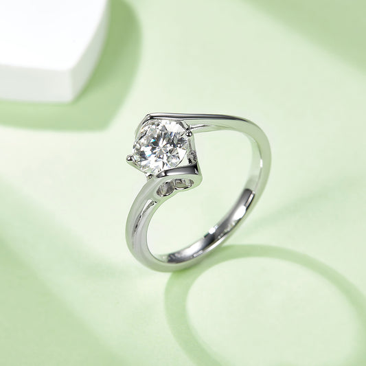 Classic Twisted Arm  Angel’s Kiss Moissanite Ring, S925 Silver Platinum-Plated, 1CT D Color