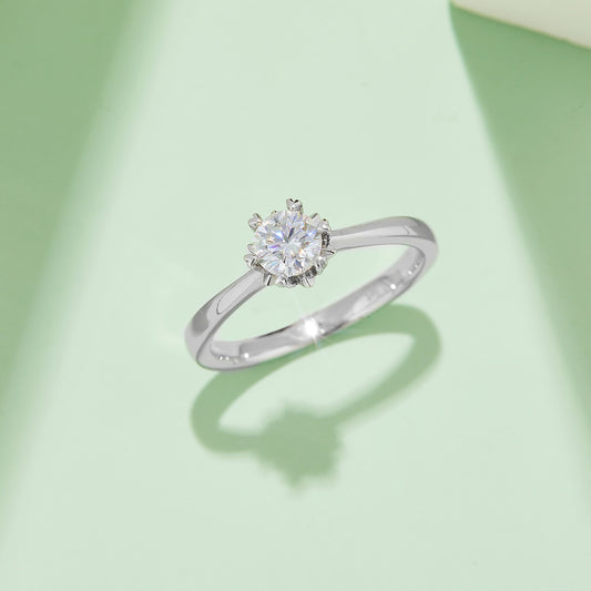 Classic Straight-Band Snowflake Moissanite Ring, S925 Silver with Platinum Plating, 0.50CT D Color
